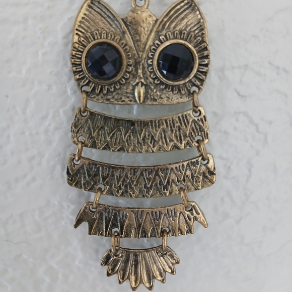 Vintage Gold Tone Owl Statement Large Articulared Art Pendant Necklace Art Deco - Picture 5 of 5